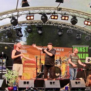 kunstfehler-musik-rhein-in-flammen-koblenz-koblenzer-sommerfest-2018-freiraum-wohnzimmer-buehne-orange-stage-freitag-deutsches-eck-band-duo-rock-rap-atze-live-konzert-sprechgesang-10